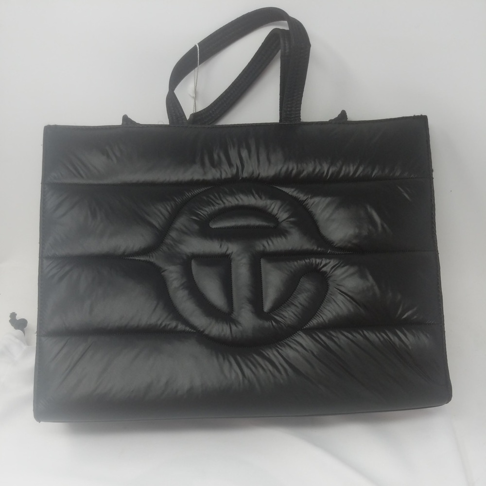 Telfar Puffer medium